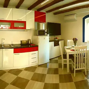Karmen's One Appartement