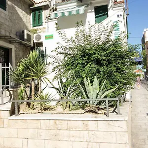 Kuca Mala Apartment