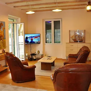 Marta Sea Apartment